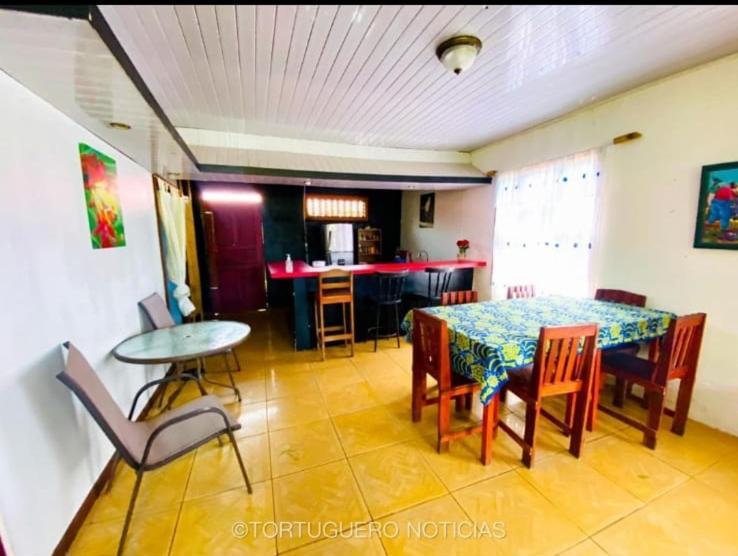 トルトゥゲーロ Casa Artaviaヴィラ 部屋 写真